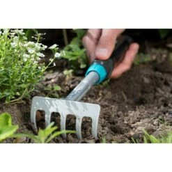 Gardena Kleine Handhark 12 Gardena Kleine Handhark -Tuinonderhoud 12 1742