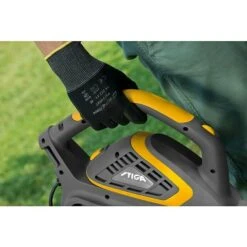 Elektrische Bladblazer BL 130c V 15 Elektrische Bladblazer BL 130c V -Tuinonderhoud 12 2296