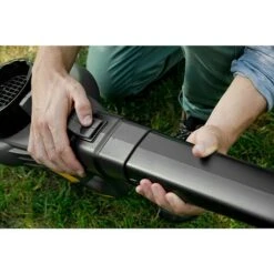 Elektrische Bladblazer BL 130c V 17 Elektrische Bladblazer BL 130c V -Tuinonderhoud 12 2298