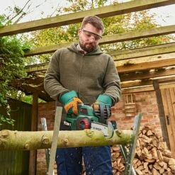 Bosch Accukettingzaag UniversalChain 18 -Tuinonderhoud 12 2425